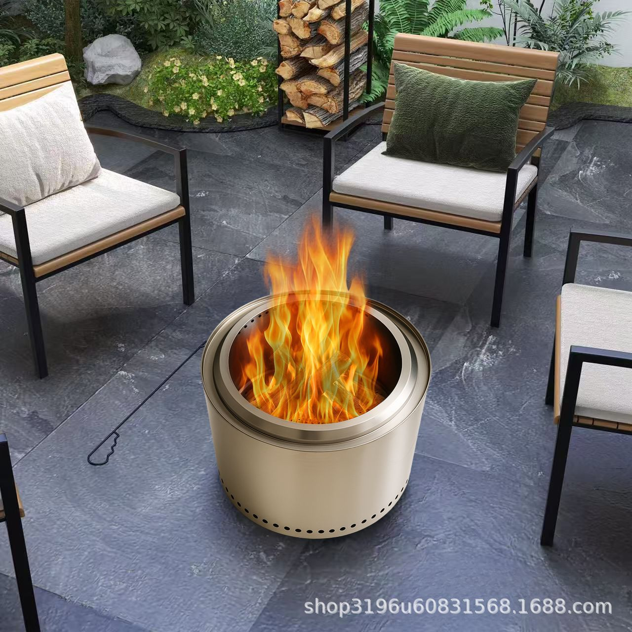 Ildsted for terrassen - rustfritt stål. For øyeblikket er grillrister inkludert.